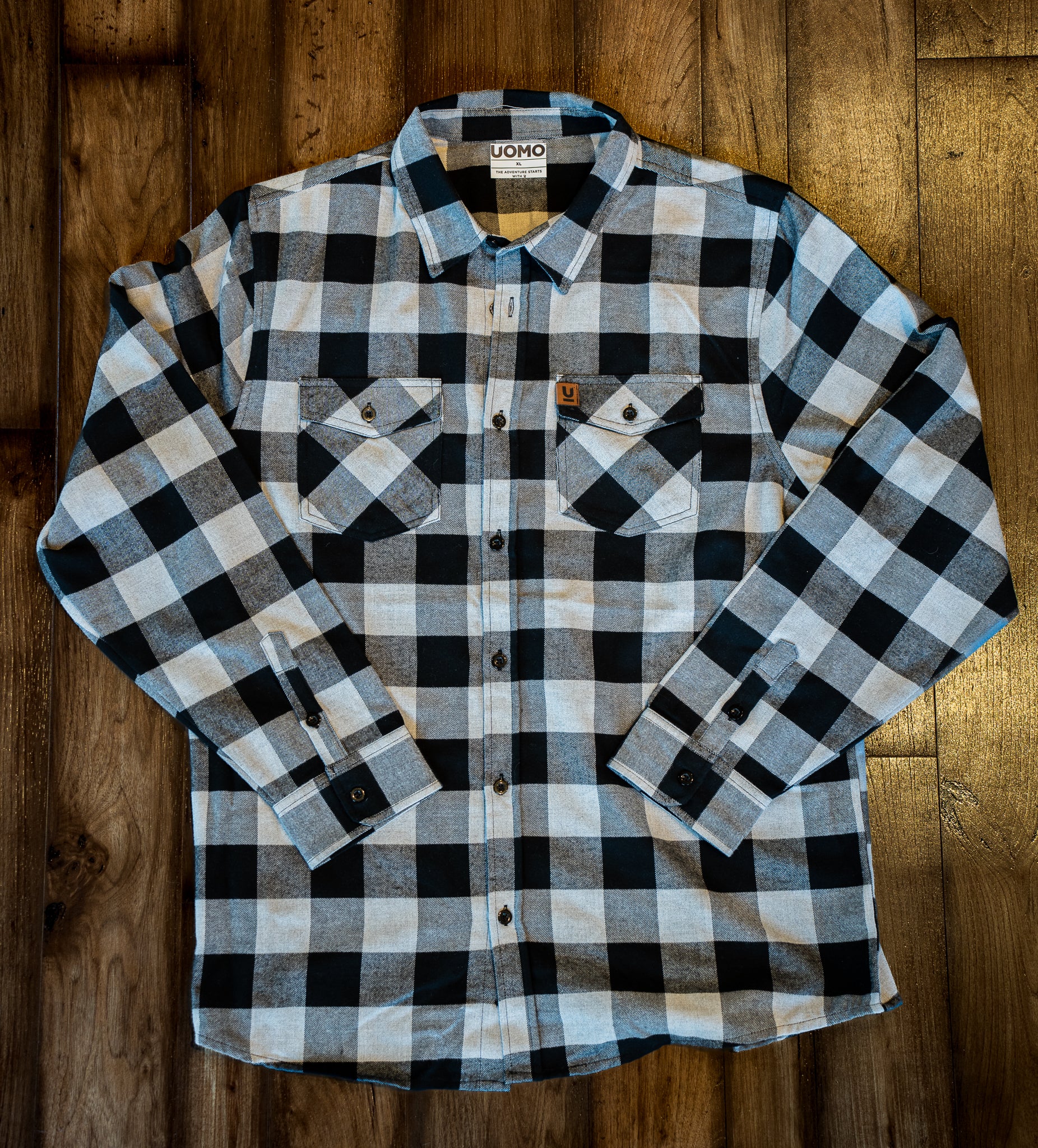 Classic Black/White Plaid UomoOutdoors Classic Black/White Plaid UomoOutdoors